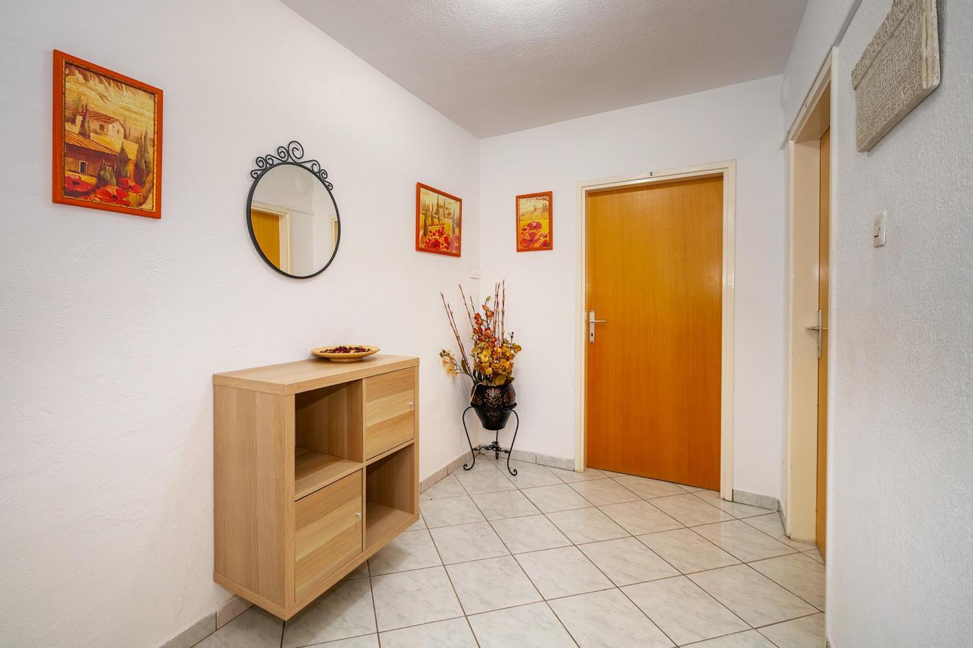 Studio Apartments Gilda Baška Eksteriør billede