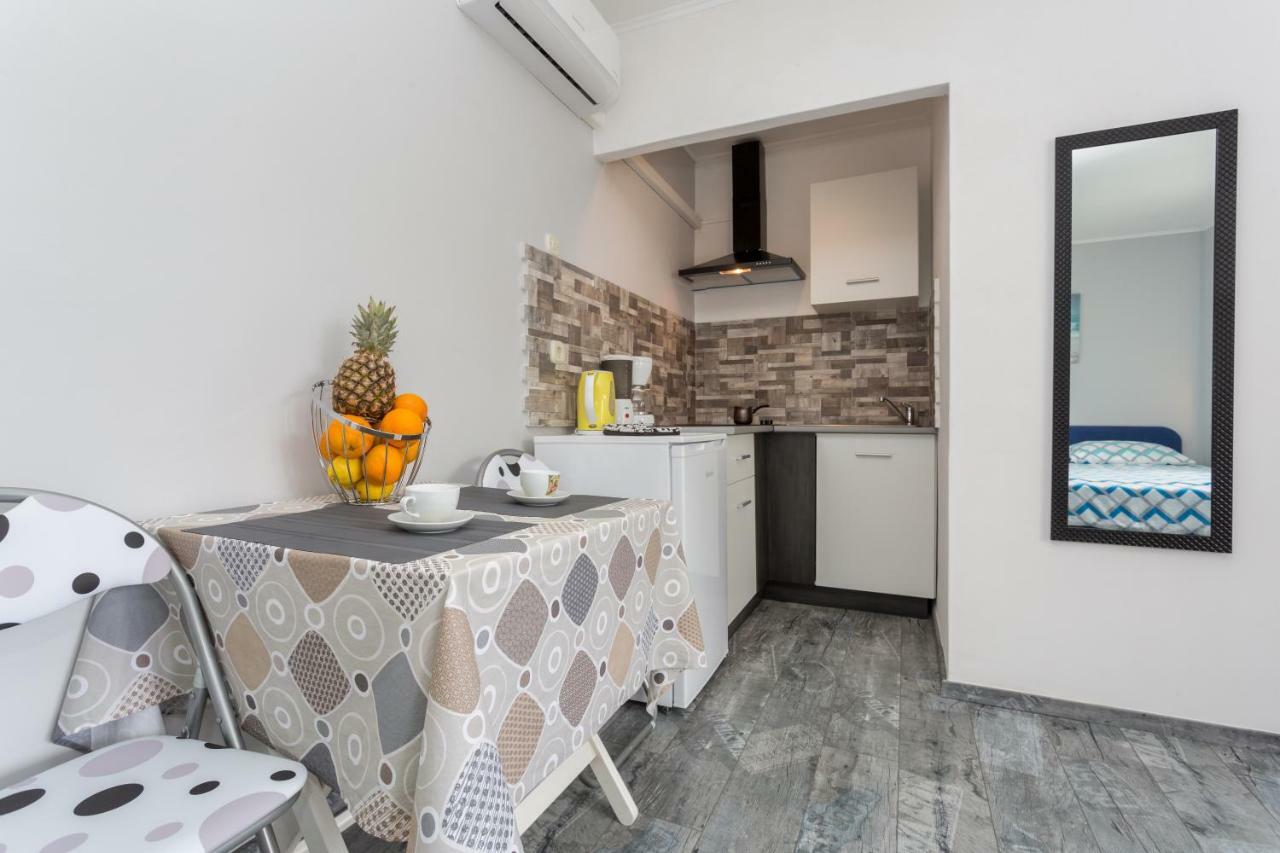Studio Apartments Gilda Baška Eksteriør billede